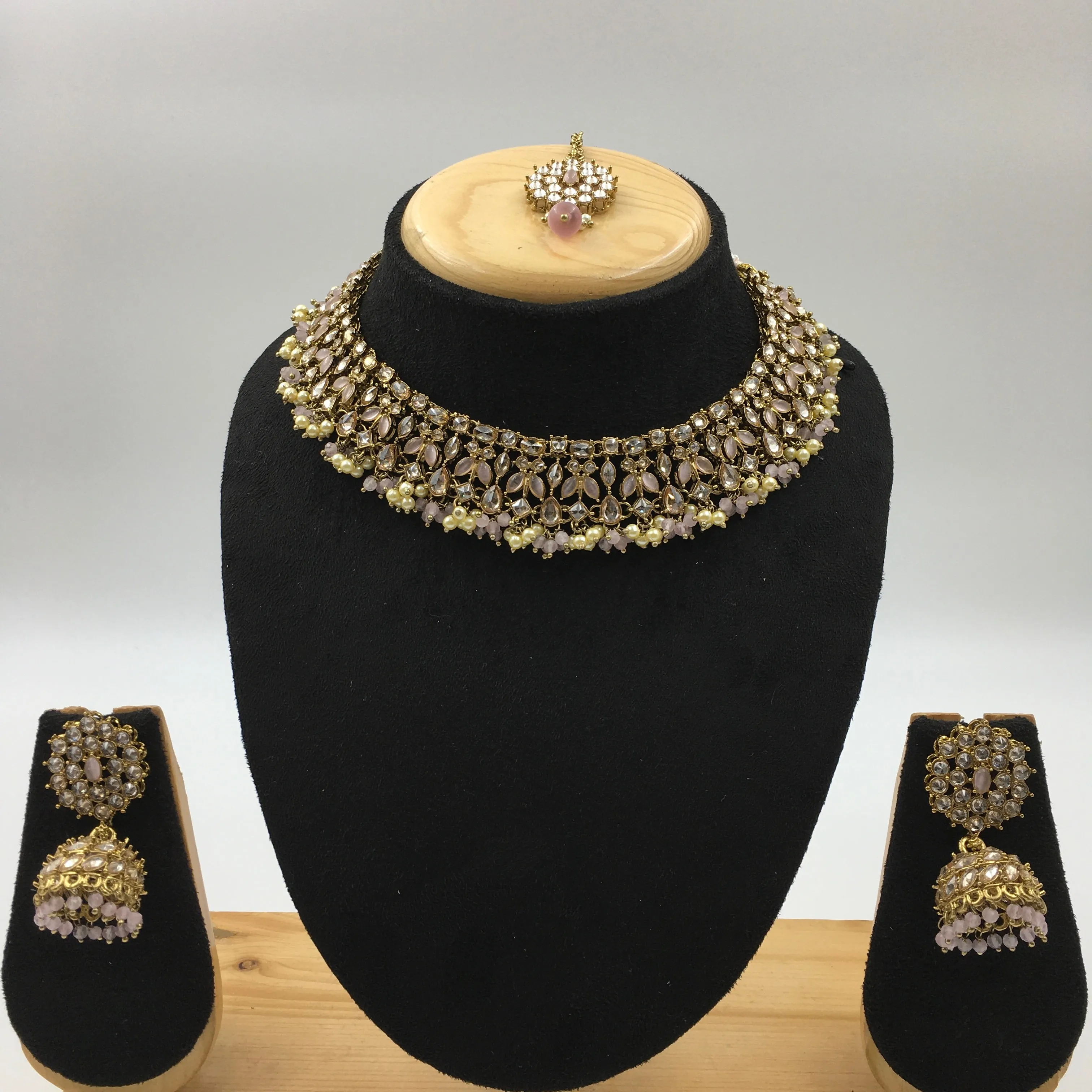 Round Neck Antique Necklace Set 7196-33