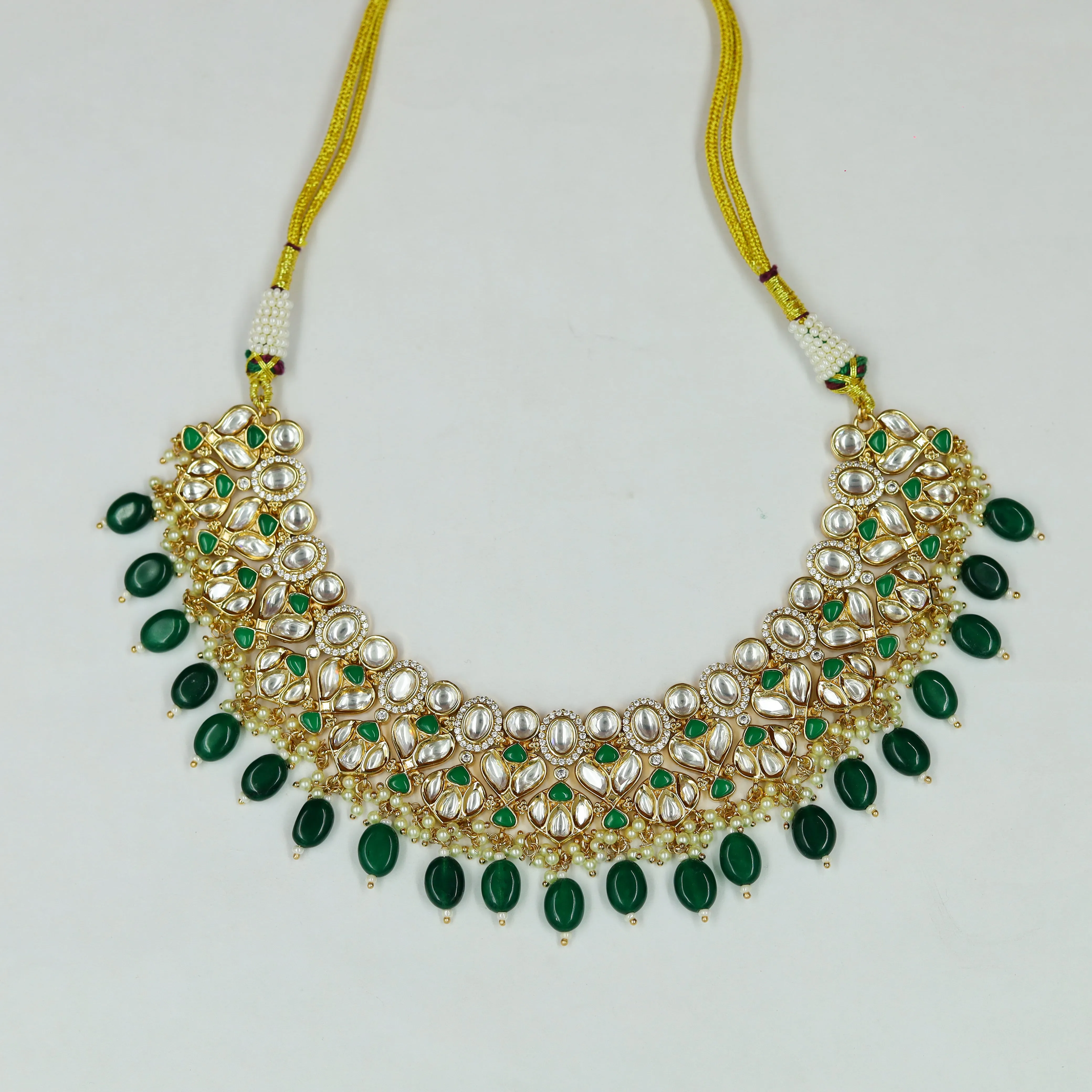 Round Neck Kundan Necklace Set 12172-28